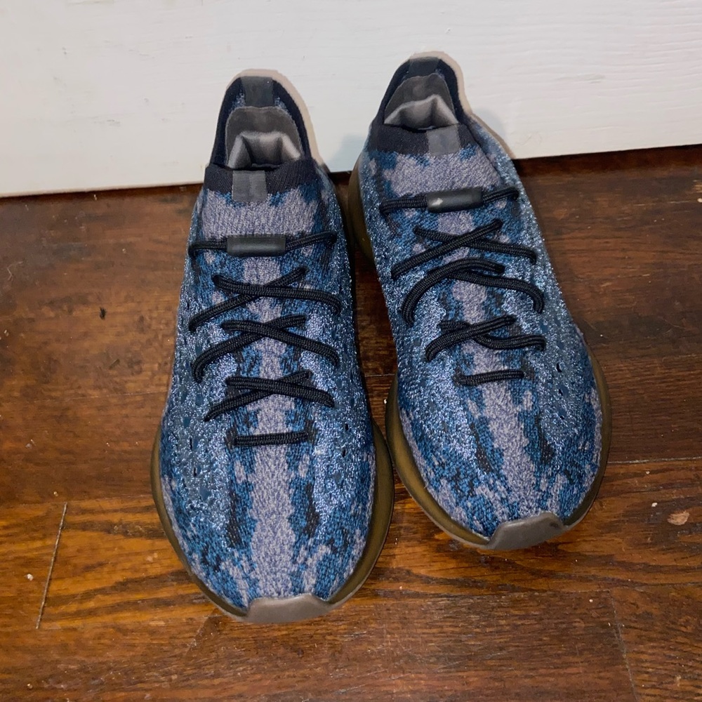Yezzy 380